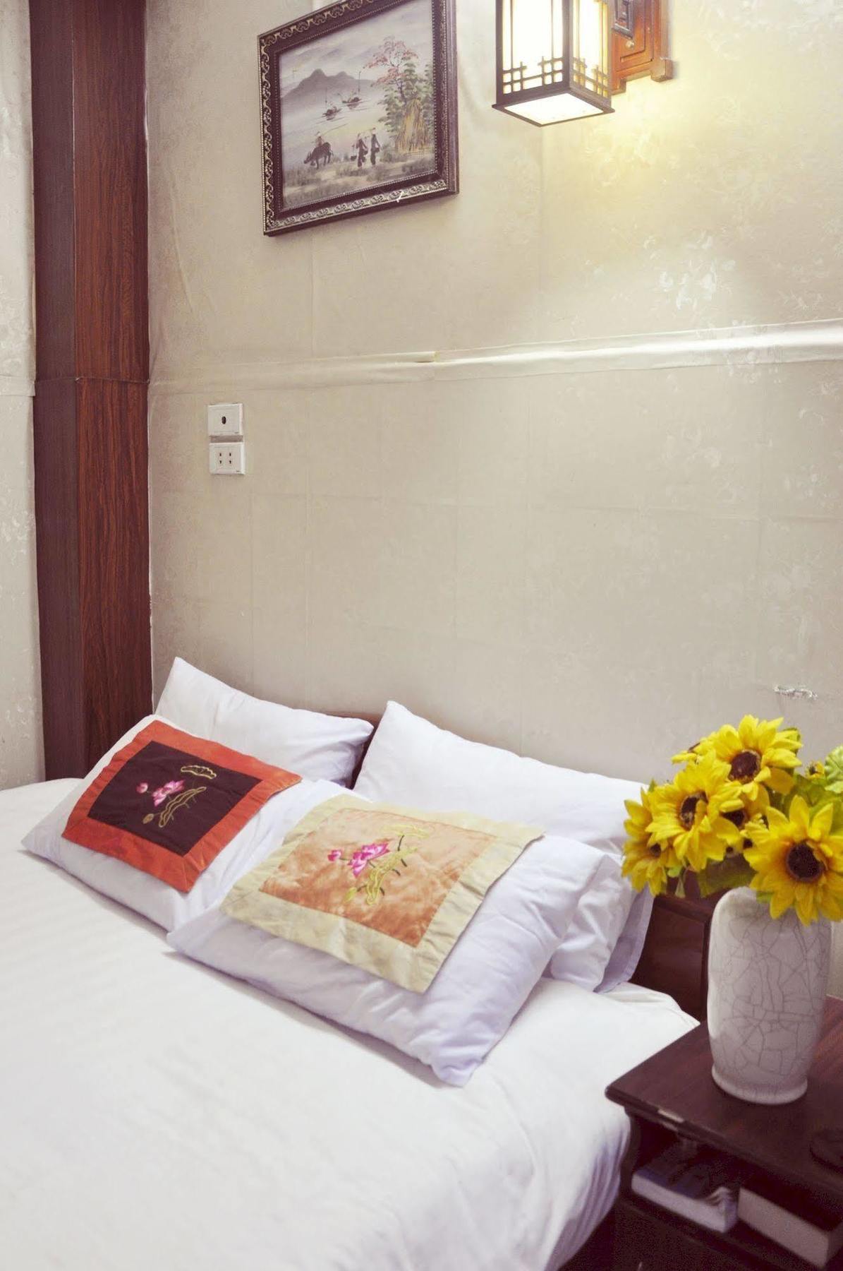 Hanoi Downtown Hostel Exterior foto